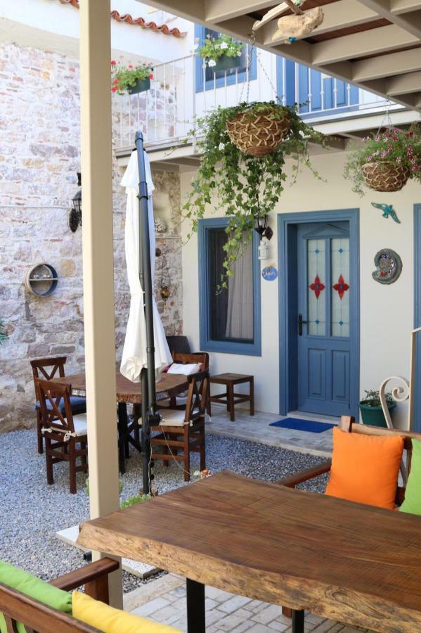 Gizemli Konak Ayvalik Bagian luar foto