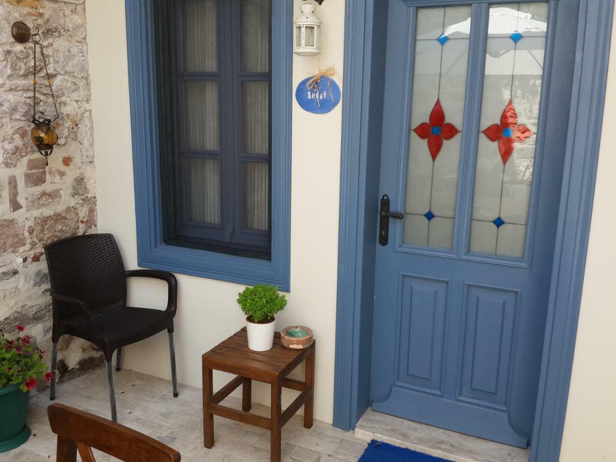 Gizemli Konak Ayvalik Bagian luar foto